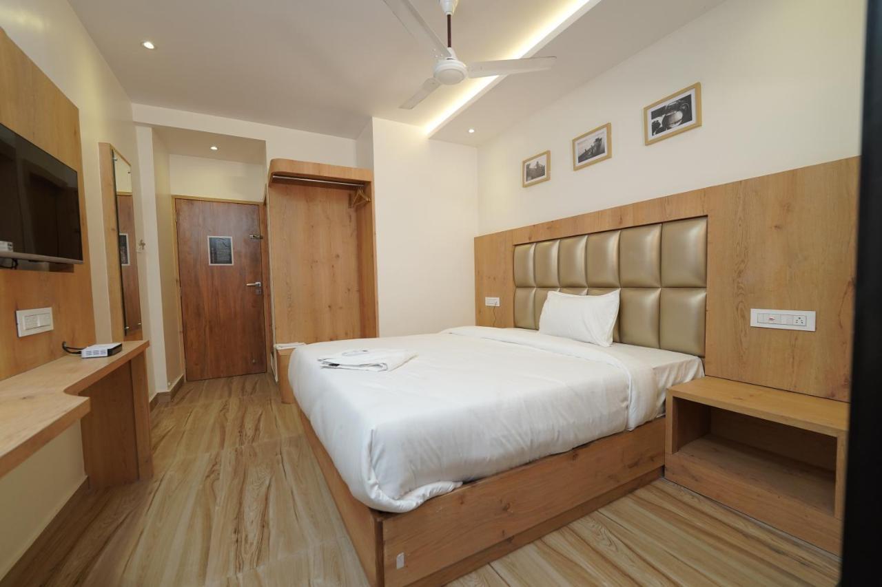 Southern Residency Kochi Bagian luar foto