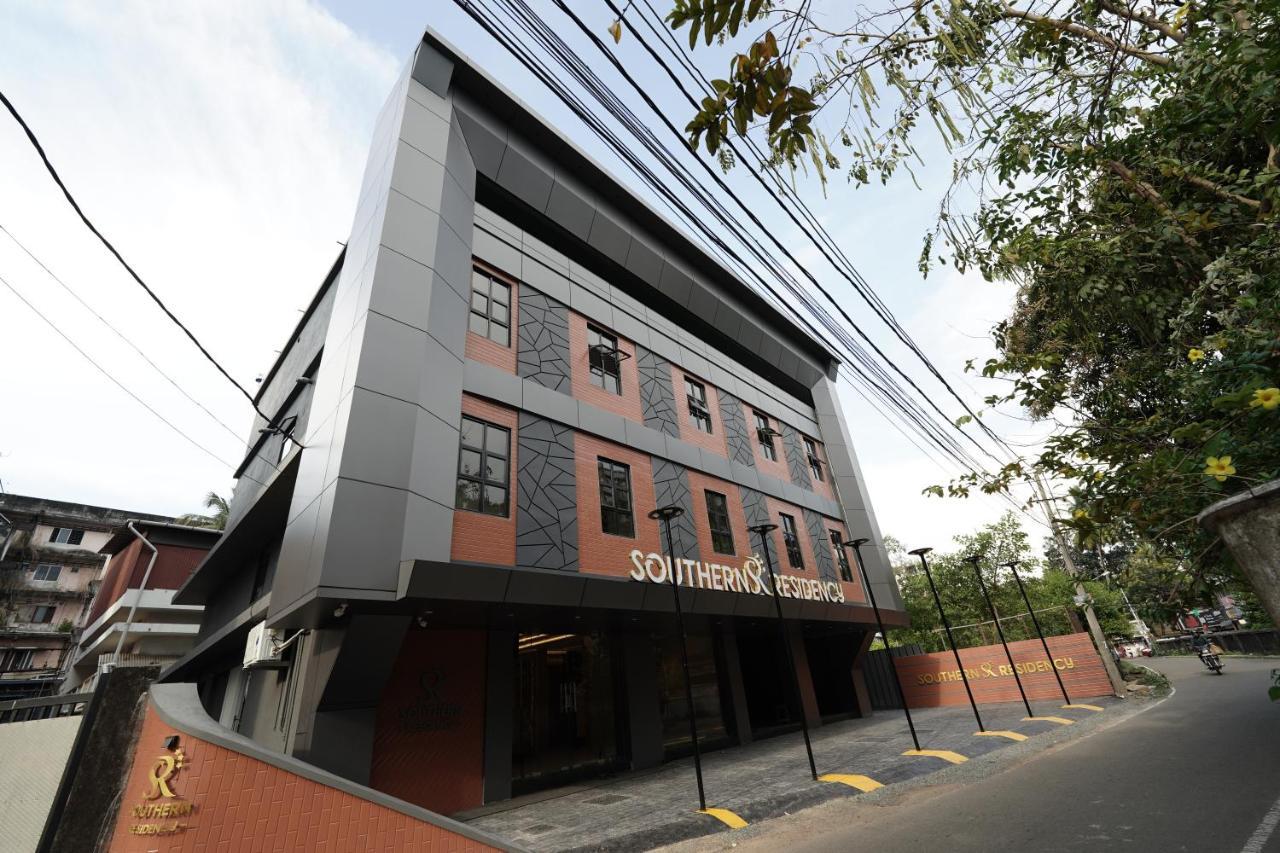 Southern Residency Kochi Bagian luar foto