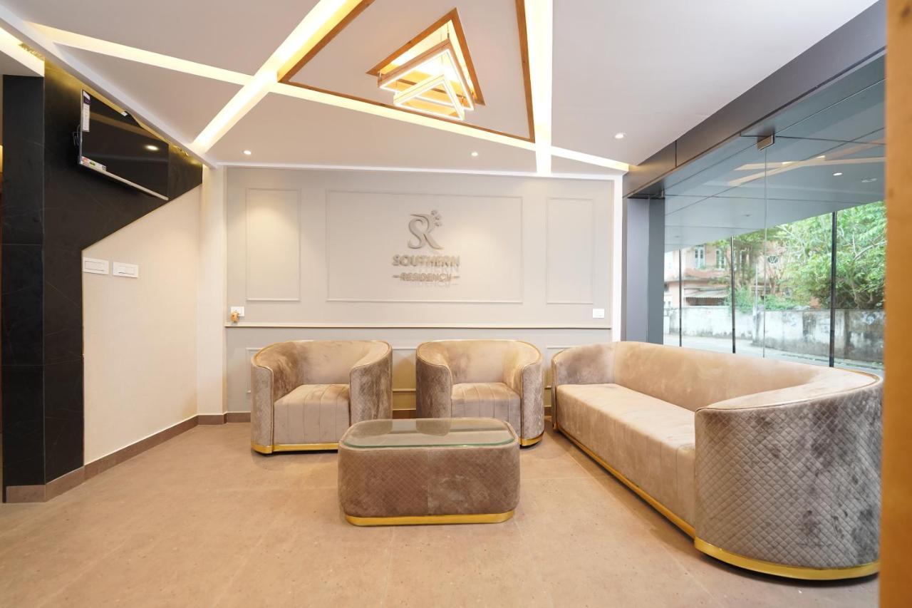 Southern Residency Kochi Bagian luar foto